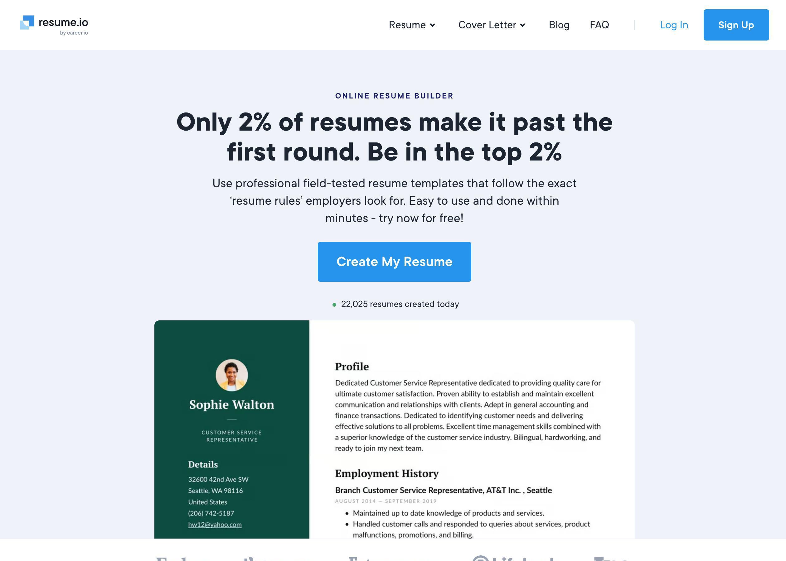 Screenshot of Resume.io hero section of the homepage